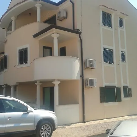 Appartement Jadran *